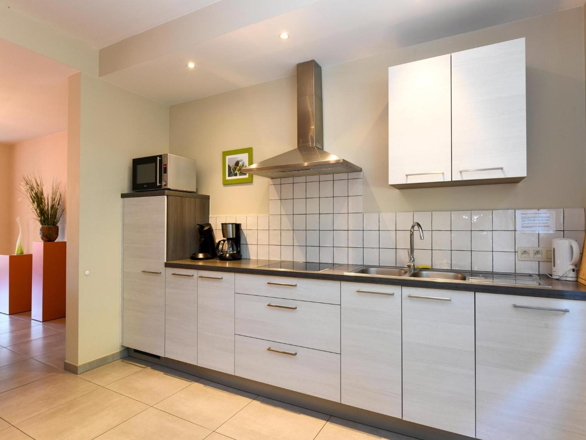 Spacious Holiday Home With Garden Nieuwpoort Exteriör bild